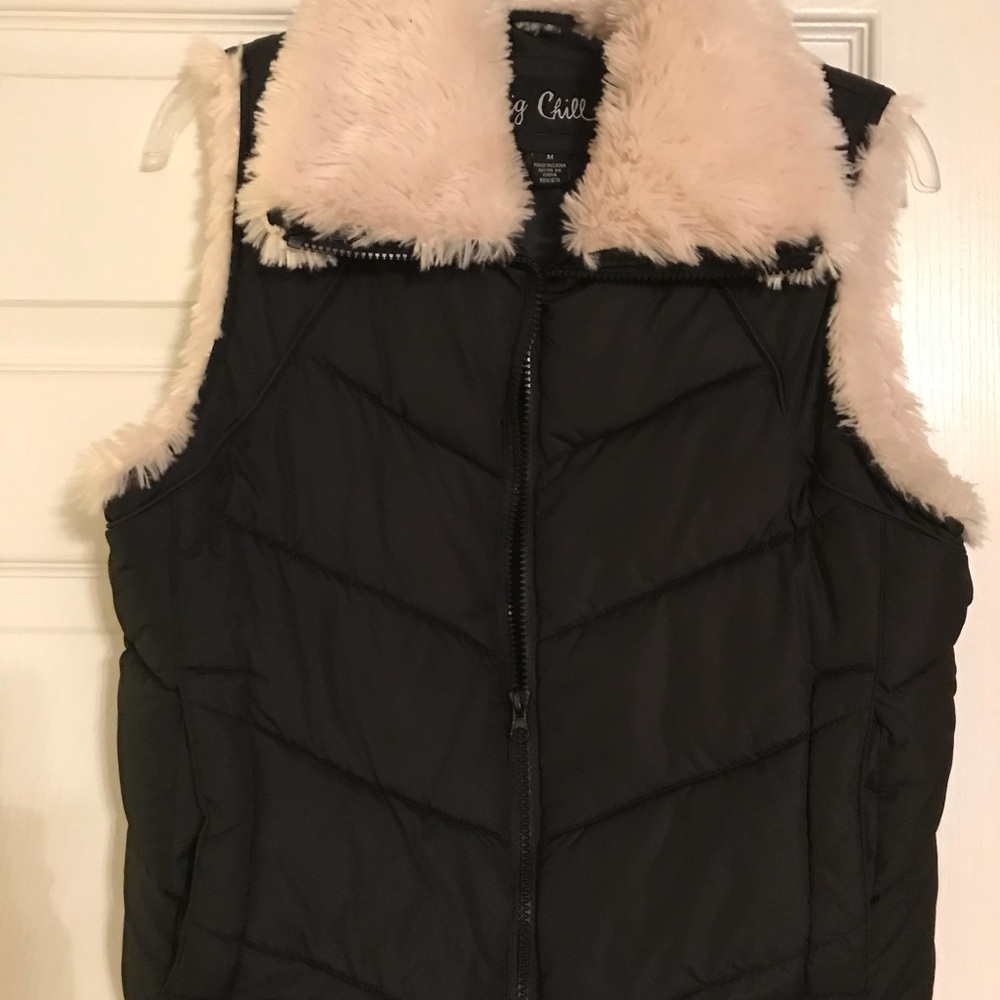 Vest with fur lining